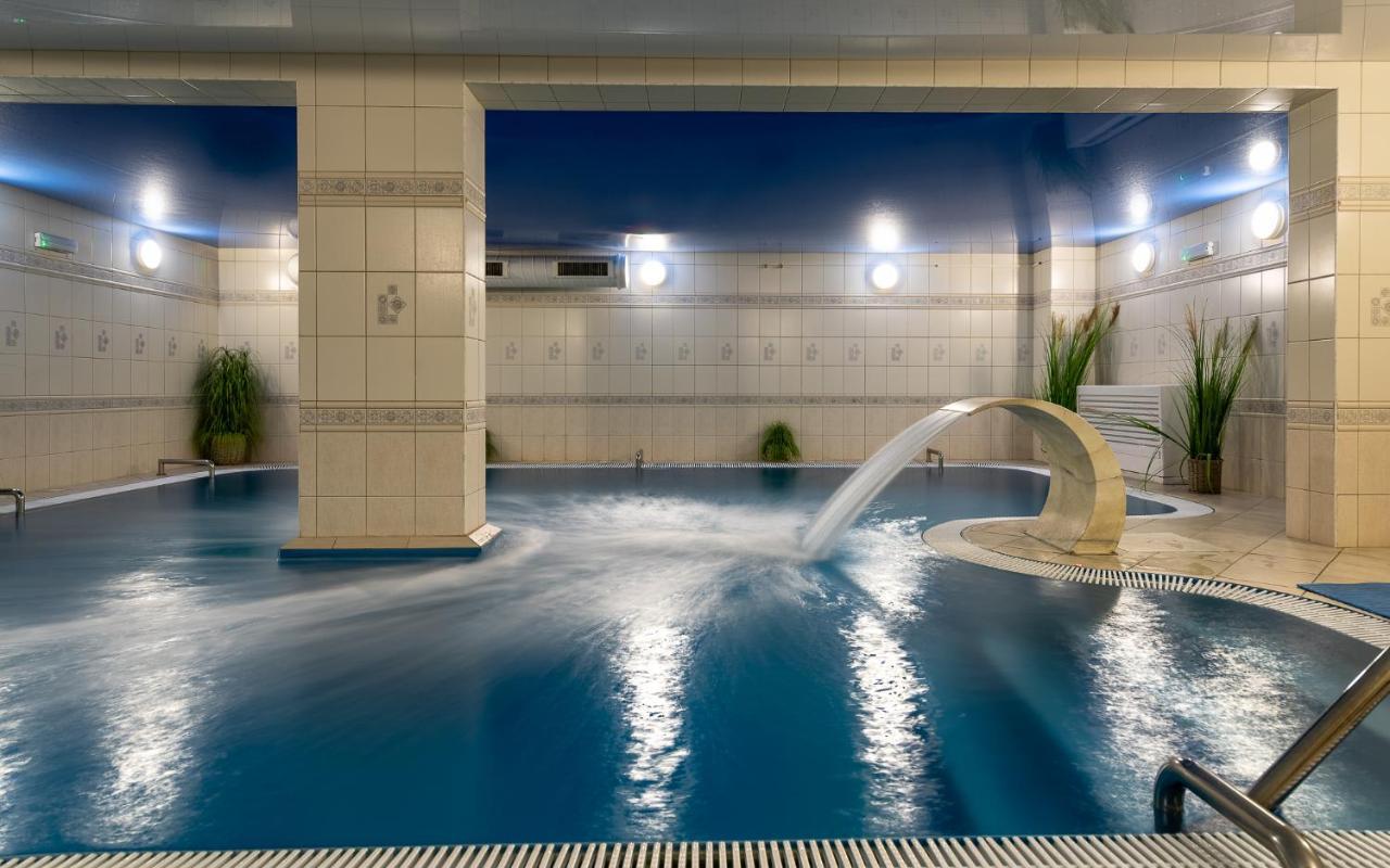 Hotel Wodnik Twoj Hotel Z Widokiem Na Morze Ustronie Morskie Exteriör bild