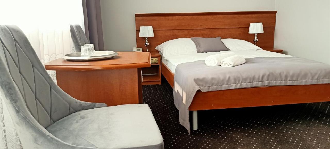 Hotel Wodnik Twoj Hotel Z Widokiem Na Morze Ustronie Morskie Exteriör bild
