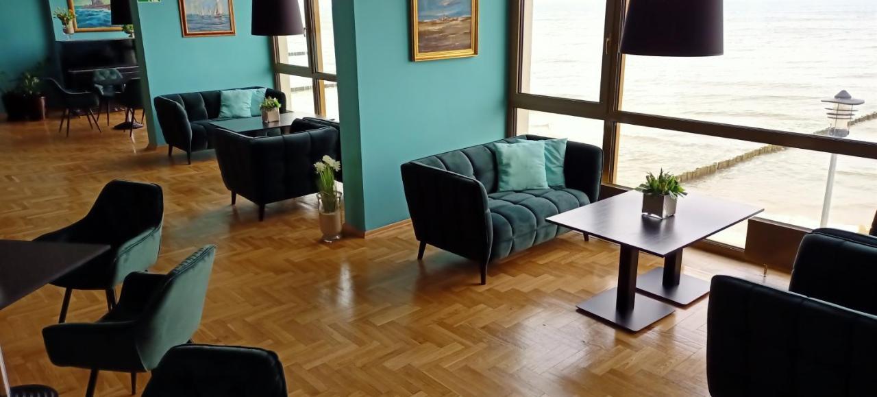 Hotel Wodnik Twoj Hotel Z Widokiem Na Morze Ustronie Morskie Exteriör bild