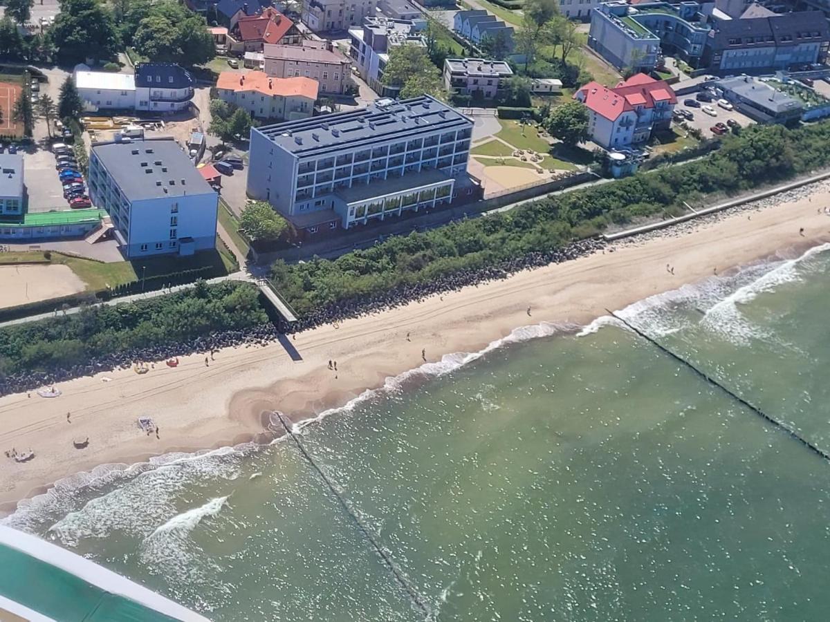 Hotel Wodnik Twoj Hotel Z Widokiem Na Morze Ustronie Morskie Exteriör bild